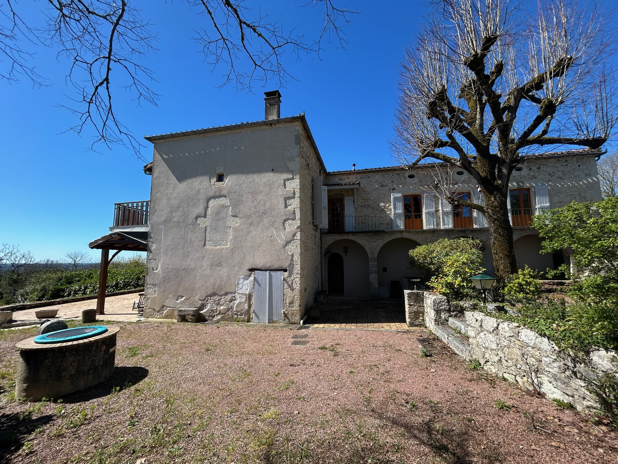 MAISON BOURGEOISE 2OO M2 +  TERRAIN 2845 M2