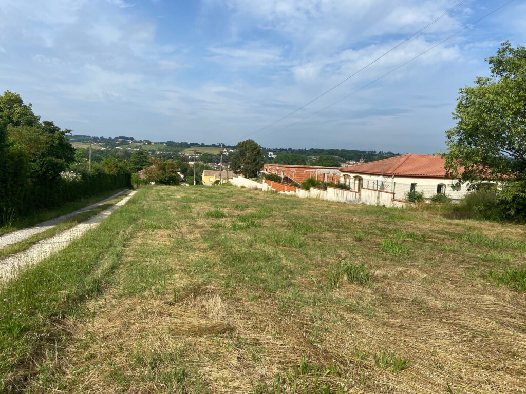 Terrain à bâtir