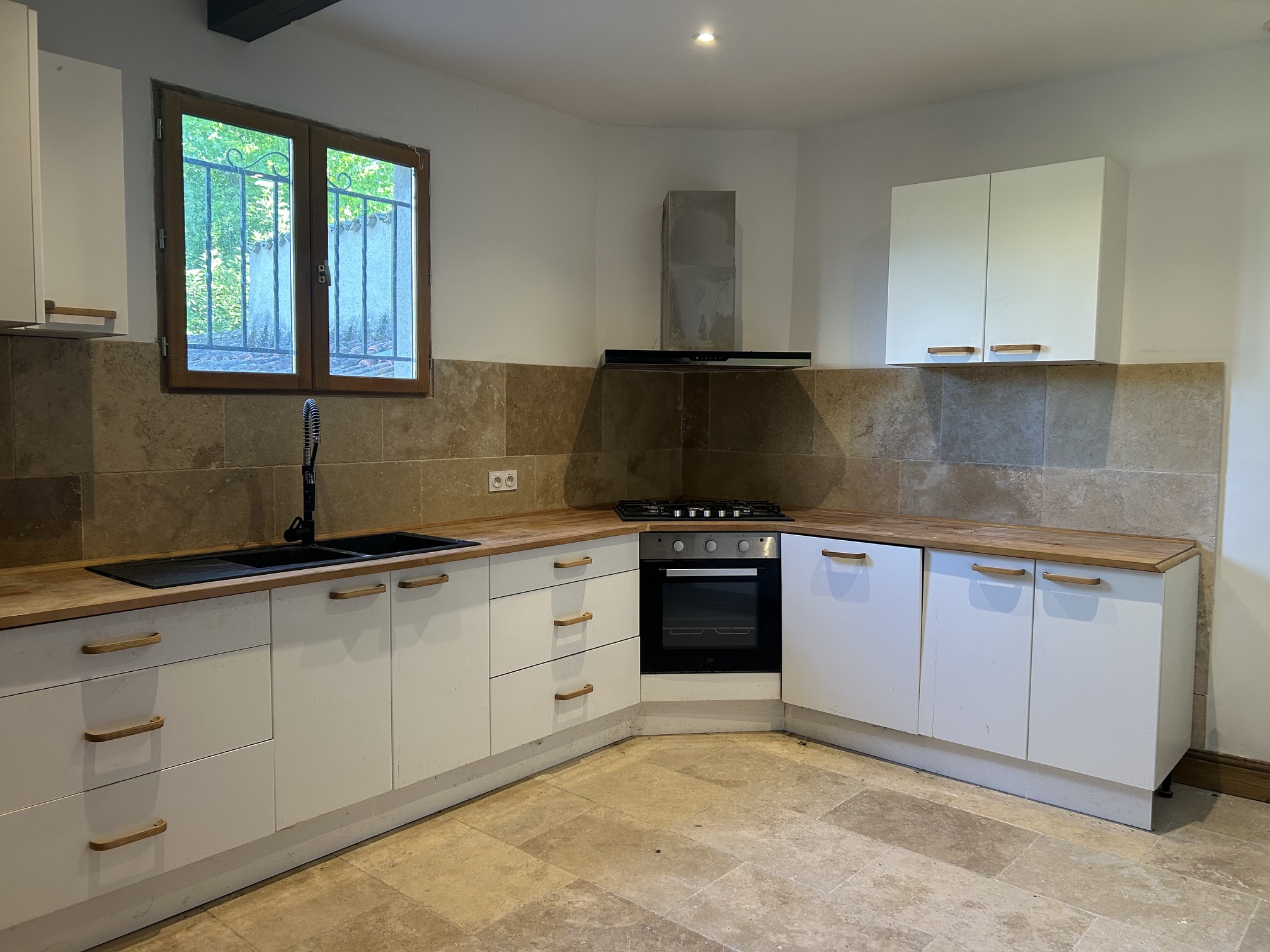 MAISON 160 M2 + JARDIN