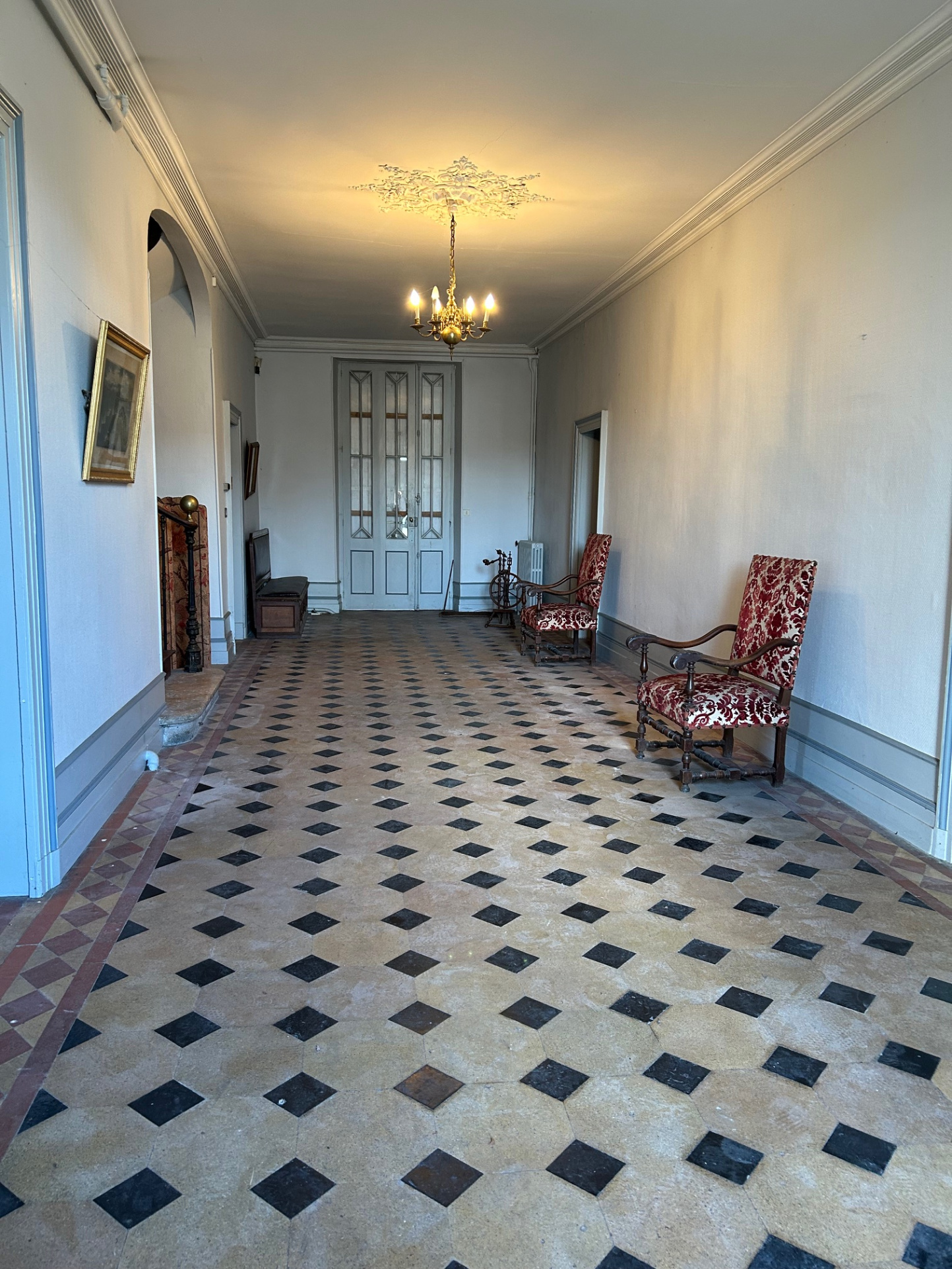 Maison bourgeoise 300 m2 + terrain +dépendance